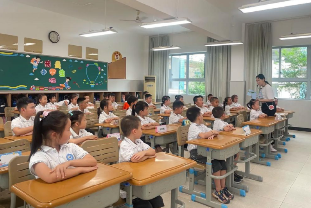 个性化计划打破单一升学途径搭建新高考多元升学通道